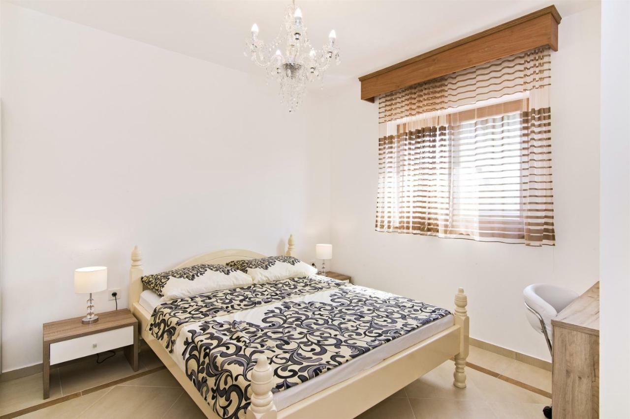 Villa Sophie เบทินา ภายนอก รูปภาพ